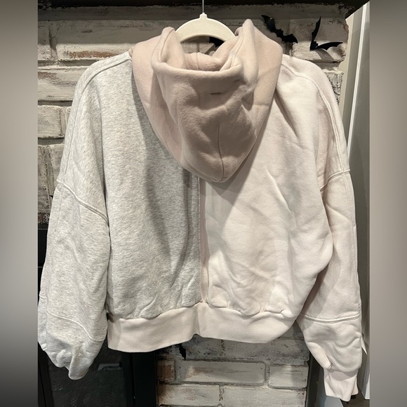 Abercrombie & Fitch Cropped Color Block Sweatshirt Sz L - Picture 4 of 5